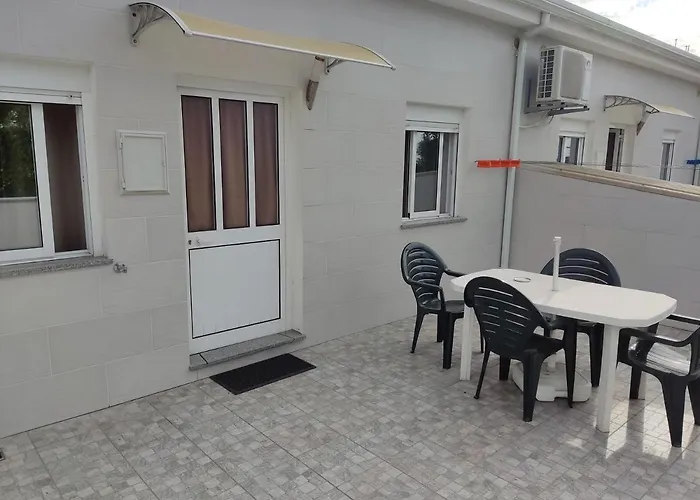 Holiday Home And Weekends, 4